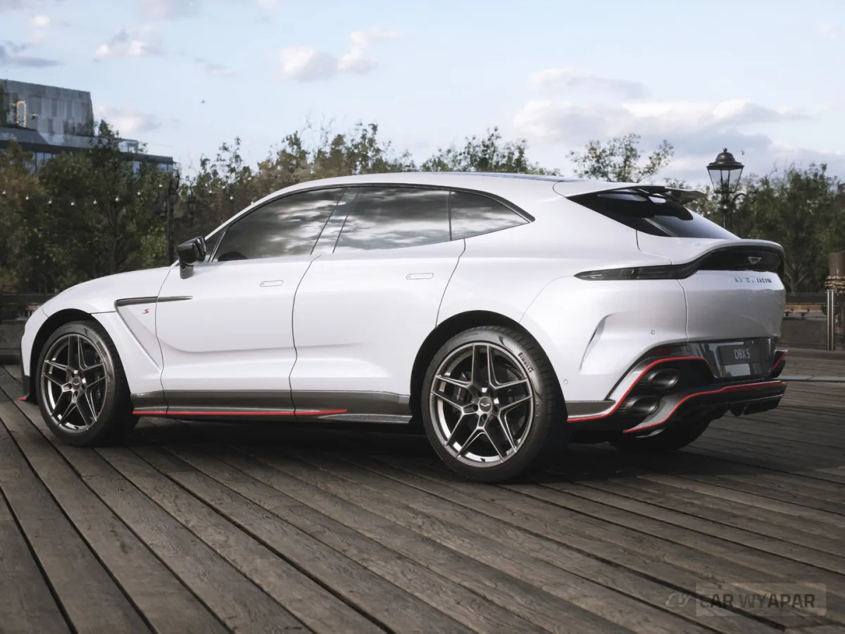 Aston Martin DBX DBX V8